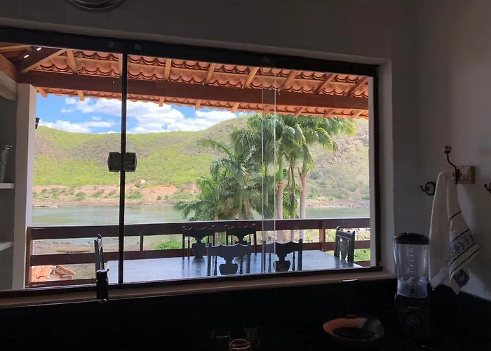 Casa Amarela - 3 Suites E Piscina