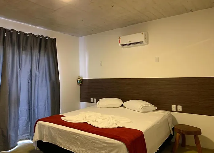 Casa Amarela - 3 Suites E Piscina
