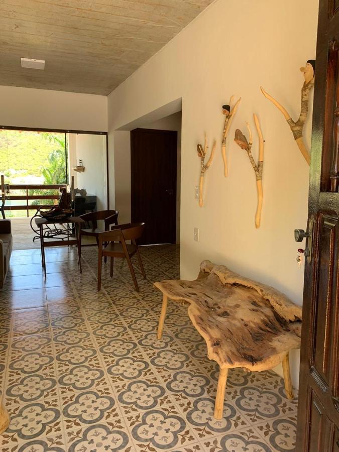 Casa Amarela - 3 Suítes E Piscina